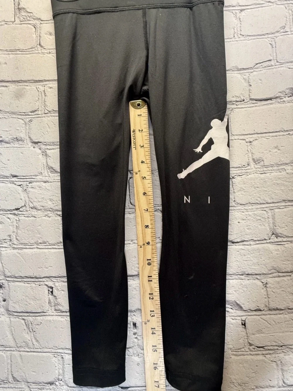 NWT Nikehad Jordan Leggings Jumpman By Nike Black/White Girls Size S 8-10 YRS